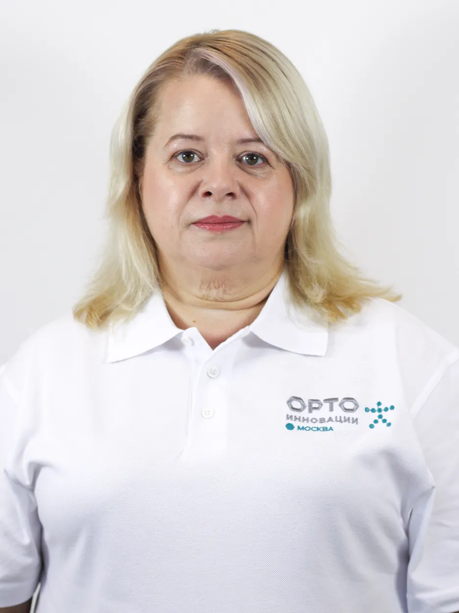 Никонова Анна Викторовна — Менеджер по работе с клиентами (служба заботы)